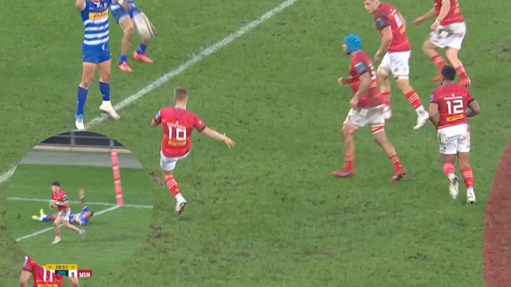 Jack Crowley drops the ball on dime for brilliant Munster try in URC Final