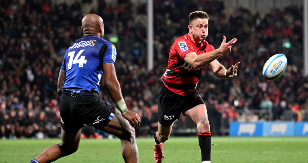 Saracens new flyhalf orchestrates incredible victory for Crusaders over the Blues