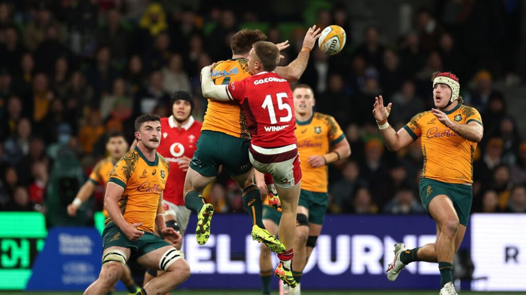 Wallabies score incredible end-to-end try under immense pressure from Wales