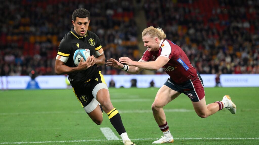 Late try secures victory for Wales over Australian Super Rugby side the Reds