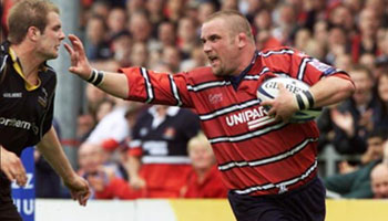 Stick Phil Vickery on the wing - Great prop try from 2002