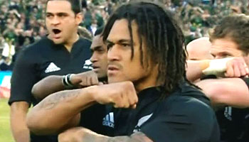 All Blacks Haka against the Springboks in Bloemfontein